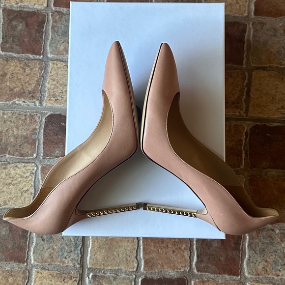 Valentino Garavani Extreme Heel Nappa Pump - Picture 10 of 16